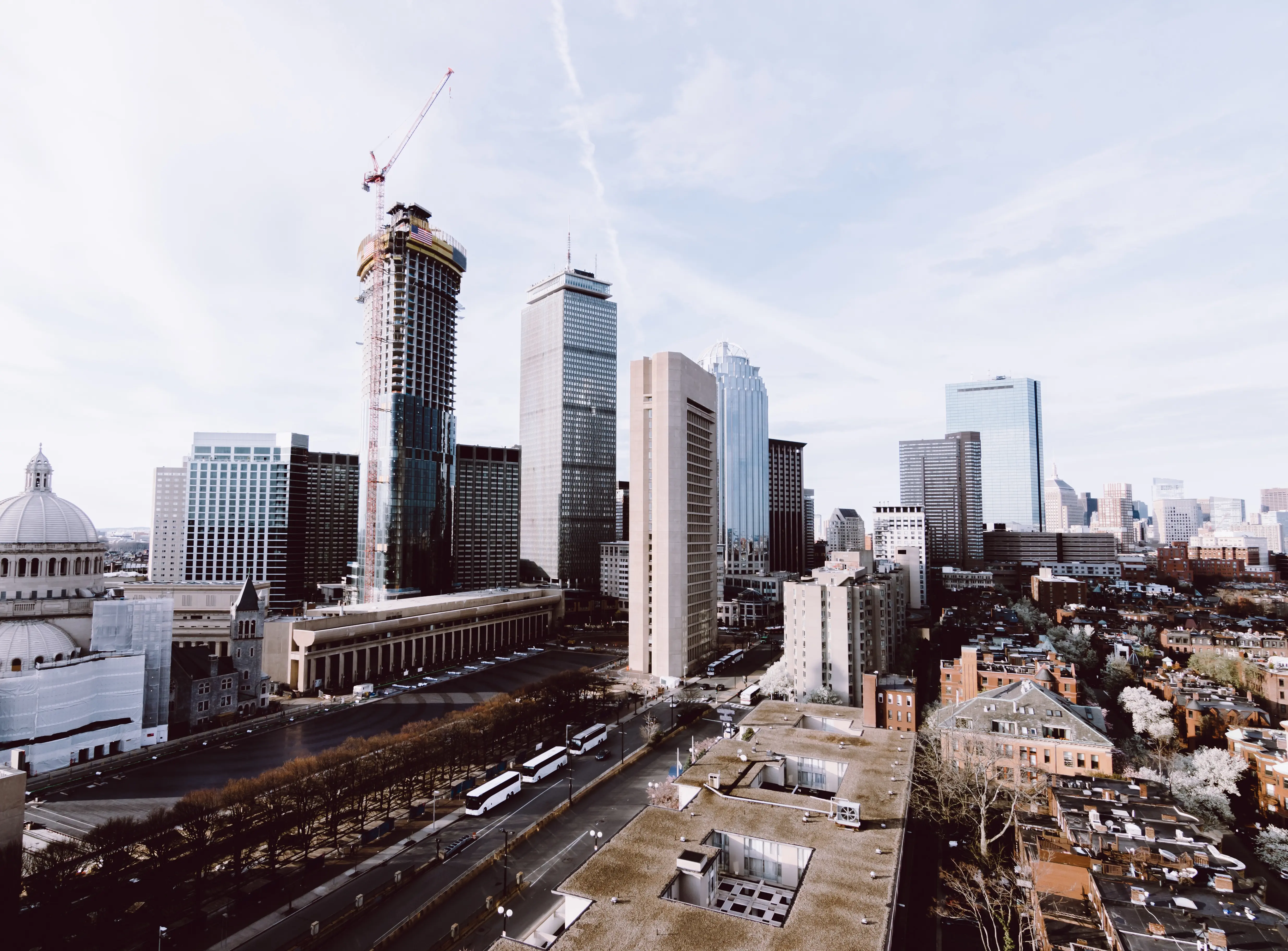 beautiful-view-of-the-buildings-and-skyscrapers-in-2023-01-19-20-15-05-utc.webp